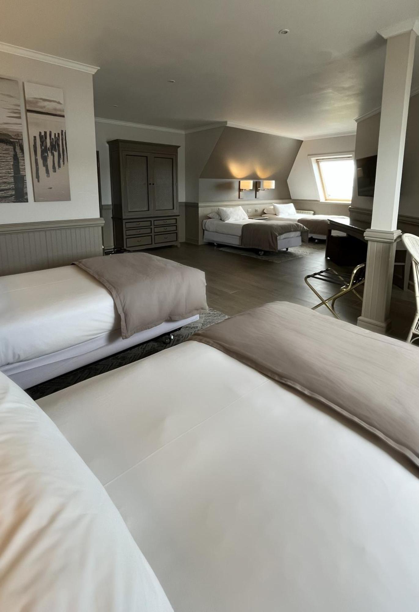 Costaustralis Hotel